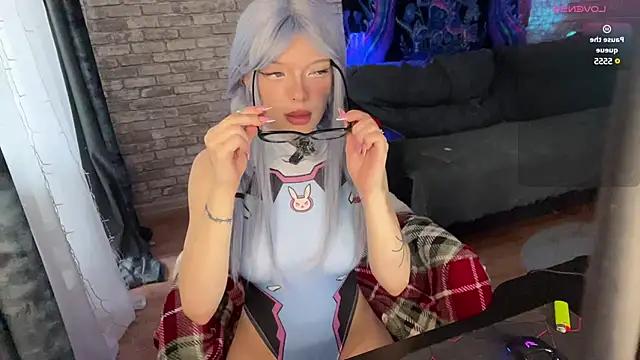 Explore our live girls sluts from our Custom and Multi clubs and checkout exclusive access to highly interactive content, such as shape, hair, titties, pussy type and many more.