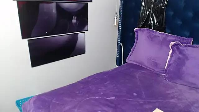 Eva-Williams from StripChat is Freechat