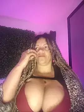 Eva_Luxei from StripChat is Freechat