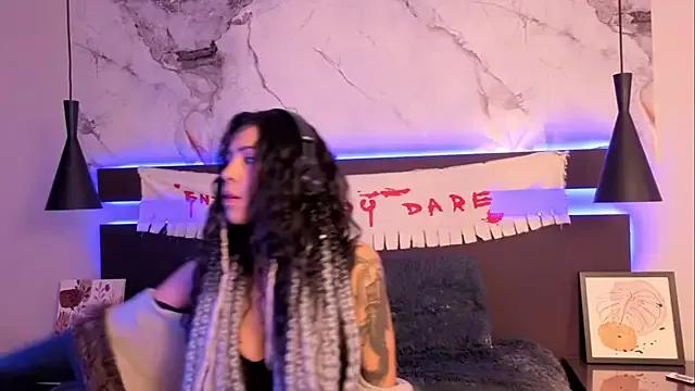 EvaaLilith from StripChat is Freechat