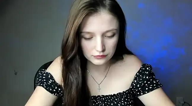 EvaaMillerr99 from StripChat