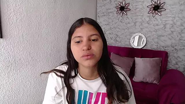 Explore our live girls sluts from our Custom and Multi clubs and checkout exclusive access to highly interactive content, such as shape, hair, titties, pussy type and many more.