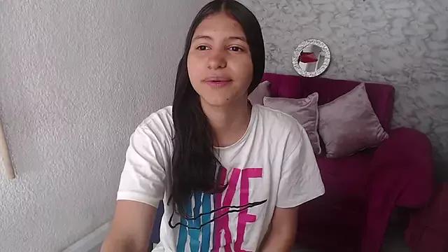 Evagirl69 from StripChat is Freechat