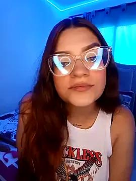 EveFire_ from StripChat is Freechat