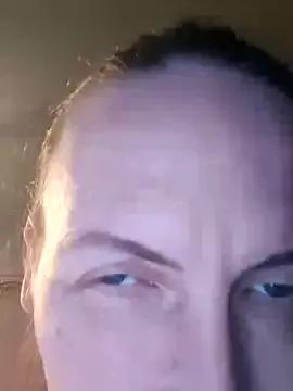 Evelina_cute from StripChat