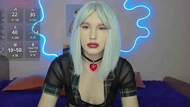 Explore our live girls sluts from our Custom and Multi clubs and checkout exclusive access to highly interactive content, such as shape, hair, titties, pussy type and many more.