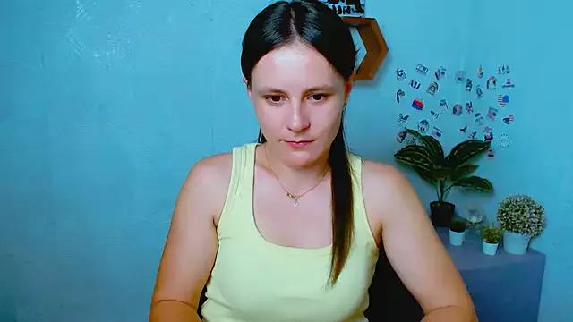 EvelinaMiss_ from StripChat is Freechat
