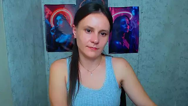 EvelinaMiss_ from StripChat is Freechat