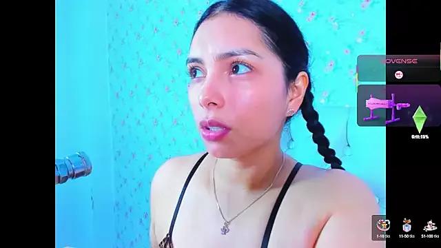 evelinn_belen from StripChat