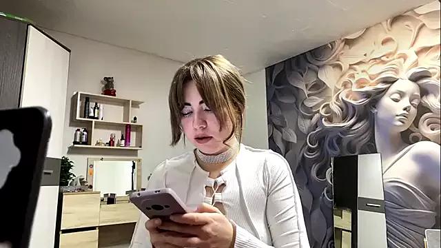 Evelinnight from StripChat is Freechat