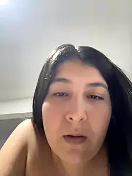 evelyn_1702 from StripChat