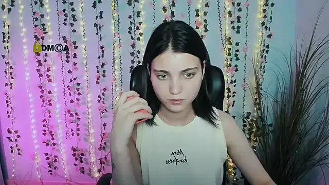 evelyn_muse from StripChat