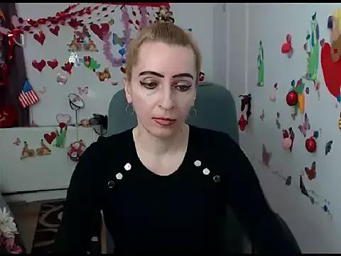 EvelynAngell from StripChat