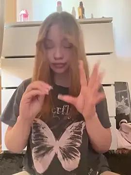 Explore our live girls sluts from our Custom and Multi clubs and checkout exclusive access to highly interactive content, such as shape, hair, titties, pussy type and many more.