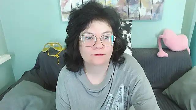 EverlyRays from StripChat