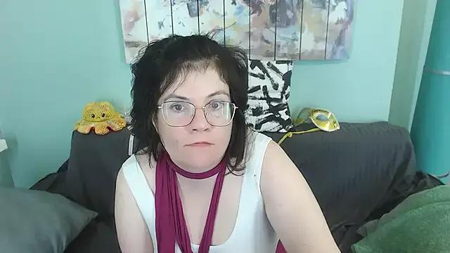 EverlyRays from StripChat is Freechat