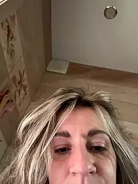 EvvaMur from StripChat