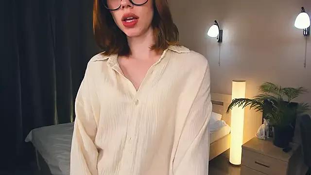 Explore our live girls sluts from our Custom and Multi clubs and checkout exclusive access to highly interactive content, such as shape, hair, titties, pussy type and many more.