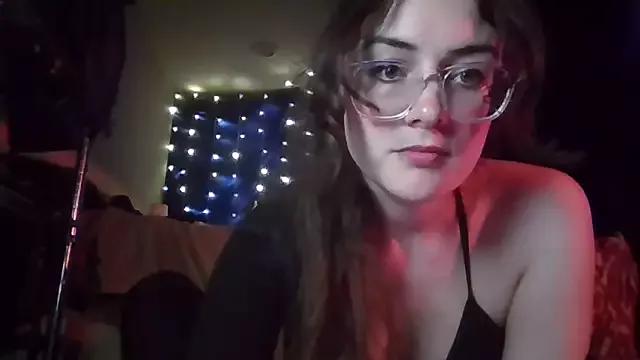 EyaDivine1 from StripChat is Freechat