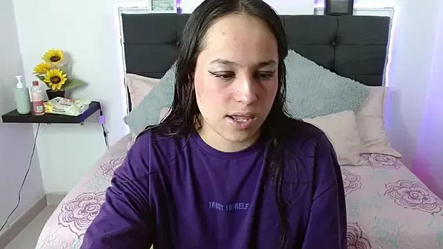 Eymmy_24 from StripChat