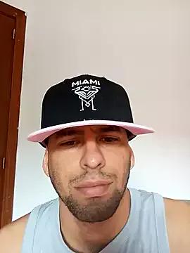 eytanrich from StripChat is Freechat