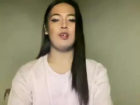 fallon_empress143 from StripChat