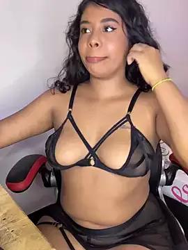 Fanny_Klean from StripChat