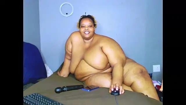 fatafricanqueen from StripChat