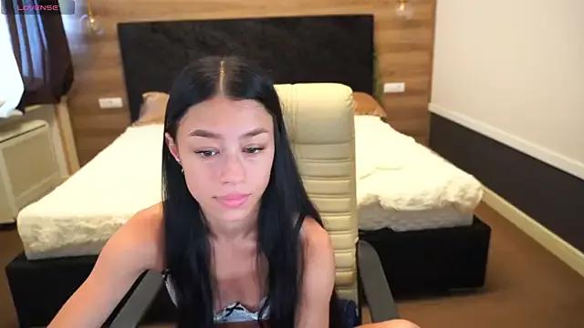FataleNellie from StripChat is Freechat