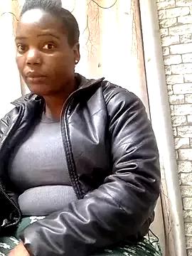 Fatassboodyxx from StripChat