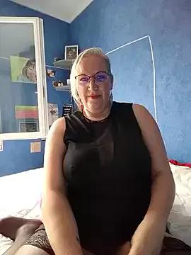 Photos of Feelineducentre from StripChat is Freechat
