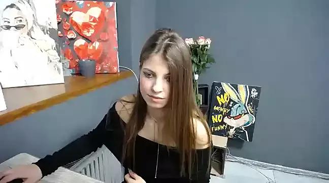 Explore our live girls sluts from our Custom and Multi clubs and checkout exclusive access to highly interactive content, such as shape, hair, titties, pussy type and many more.