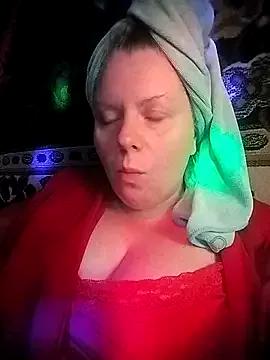 Fiona696 from StripChat is Freechat