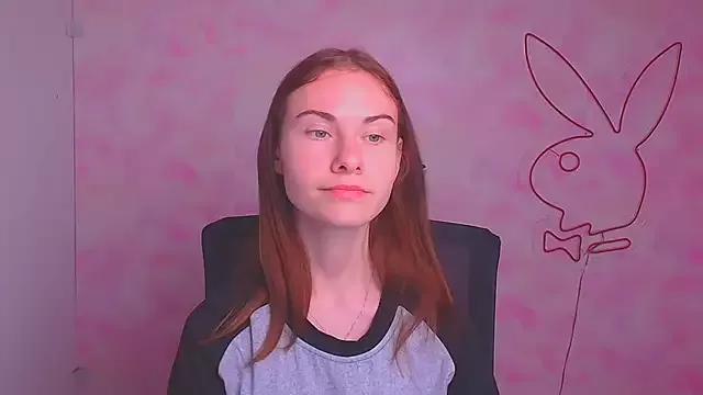 Fiona_Night on StripChat