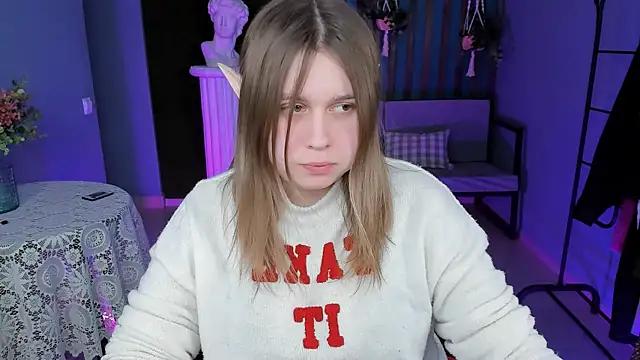 Explore our live girls sluts from our Custom and Multi clubs and checkout exclusive access to highly interactive content, such as shape, hair, titties, pussy type and many more.