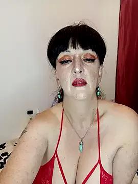 FireWoman from StripChat is Freechat