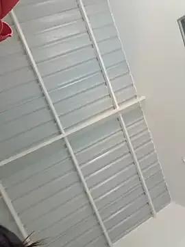 Flaca-pervertida from StripChat is Freechat