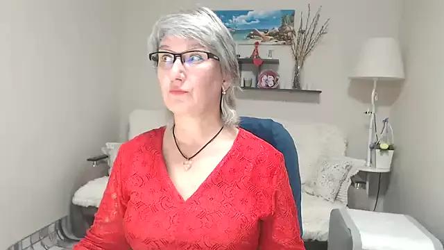FleurMays from StripChat is Freechat