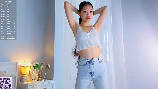 FloresGarr from StripChat is Freechat