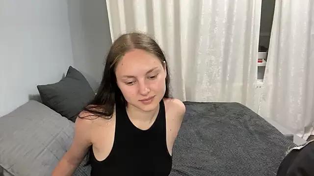 Explore our live girls sluts from our Custom and Multi clubs and checkout exclusive access to highly interactive content, such as shape, hair, titties, pussy type and many more.