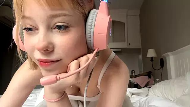 Explore our live girls sluts from our Custom and Multi clubs and checkout exclusive access to highly interactive content, such as shape, hair, titties, pussy type and many more.