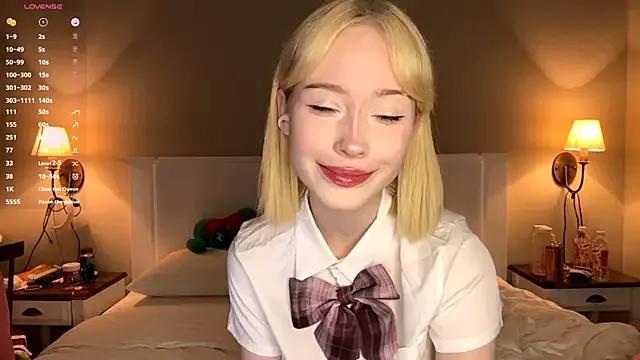 FlowMia from StripChat is Freechat