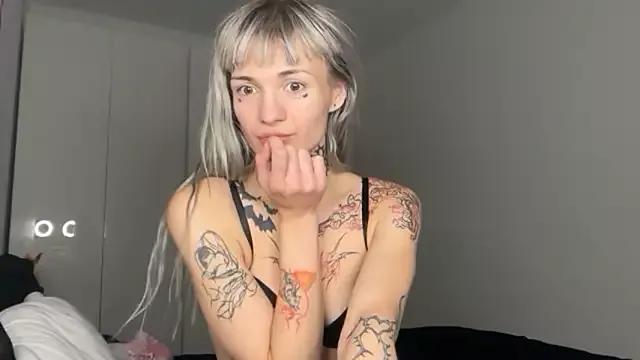 FluffySlutt from StripChat