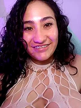 Explore our live girls sluts from our Custom and Multi clubs and checkout exclusive access to highly interactive content, such as shape, hair, titties, pussy type and many more.