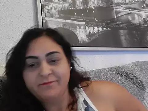 Explore our live girls sluts from our Custom and Multi clubs and checkout exclusive access to highly interactive content, such as shape, hair, titties, pussy type and many more.