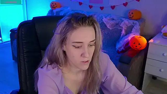 Free_Harmony from StripChat