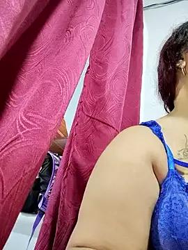 Explore our live girls sluts from our Custom and Multi clubs and checkout exclusive access to highly interactive content, such as shape, hair, titties, pussy type and many more.