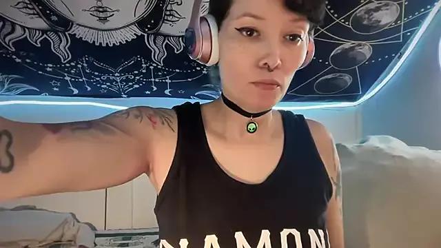 FRRANNKIE from StripChat
