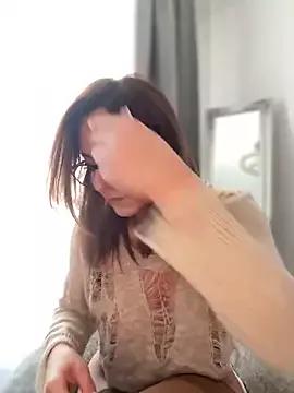 FuckingSunshine37 from StripChat is Freechat