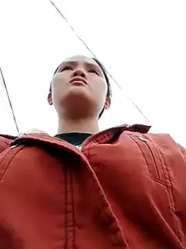 Fucksquirt2k from StripChat is Freechat